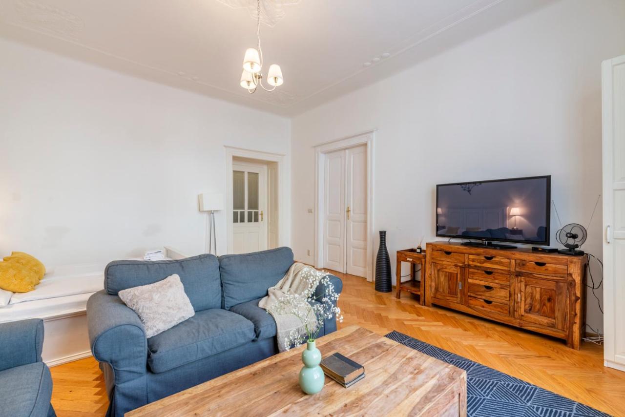 Old Town Square Apartments Praha Bagian luar foto