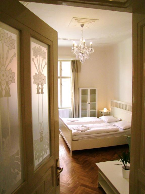 Old Town Square Apartments Praha Bagian luar foto